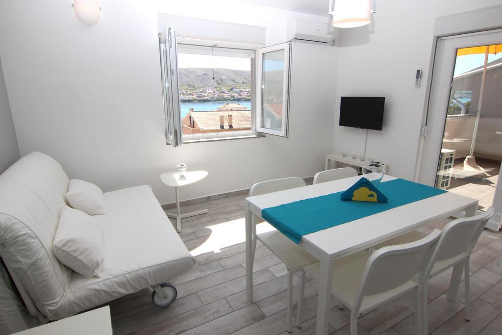 Apartment Villa Franci Pag Town Dış mekan fotoğraf