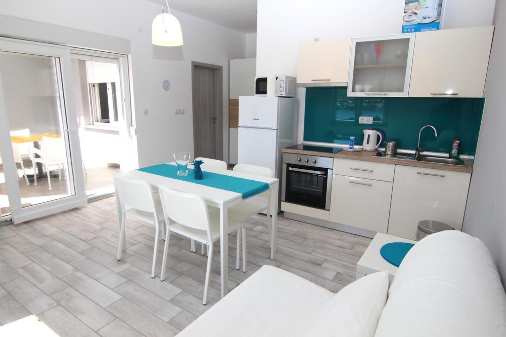 Apartment Villa Franci Pag Town Dış mekan fotoğraf