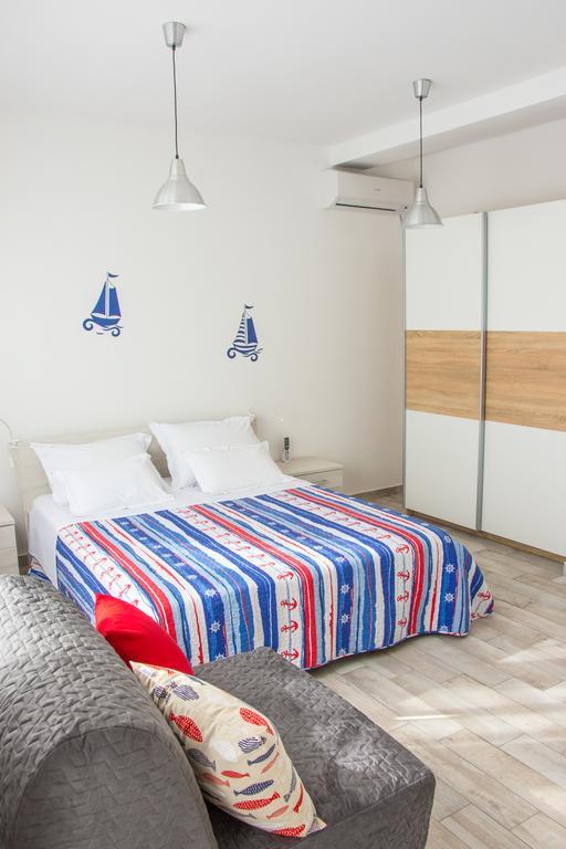 Apartment Villa Franci Pag Town Dış mekan fotoğraf