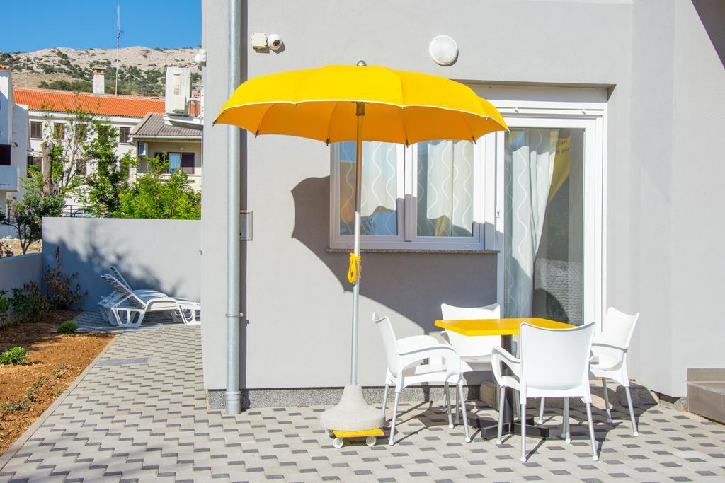 Apartment Villa Franci Pag Town Dış mekan fotoğraf