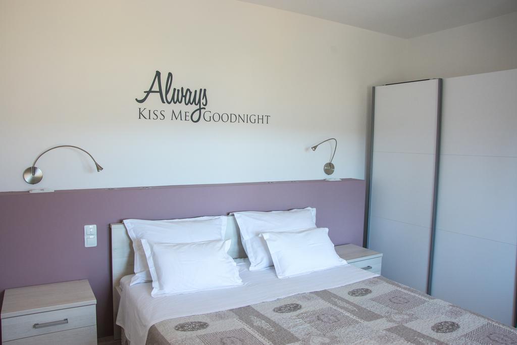 Apartment Villa Franci Pag Town Dış mekan fotoğraf